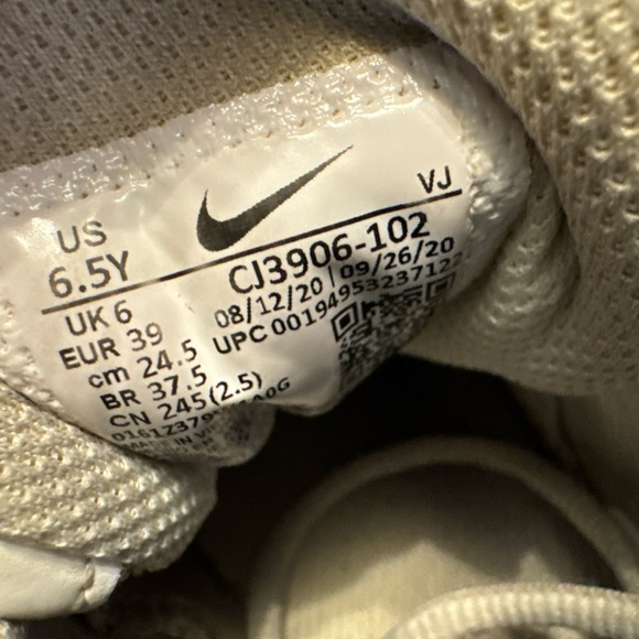 Nike Air Max 95 Recraft White Chlorine Blue CJ3906-102 Size 6.5y - Picture 10 of 10